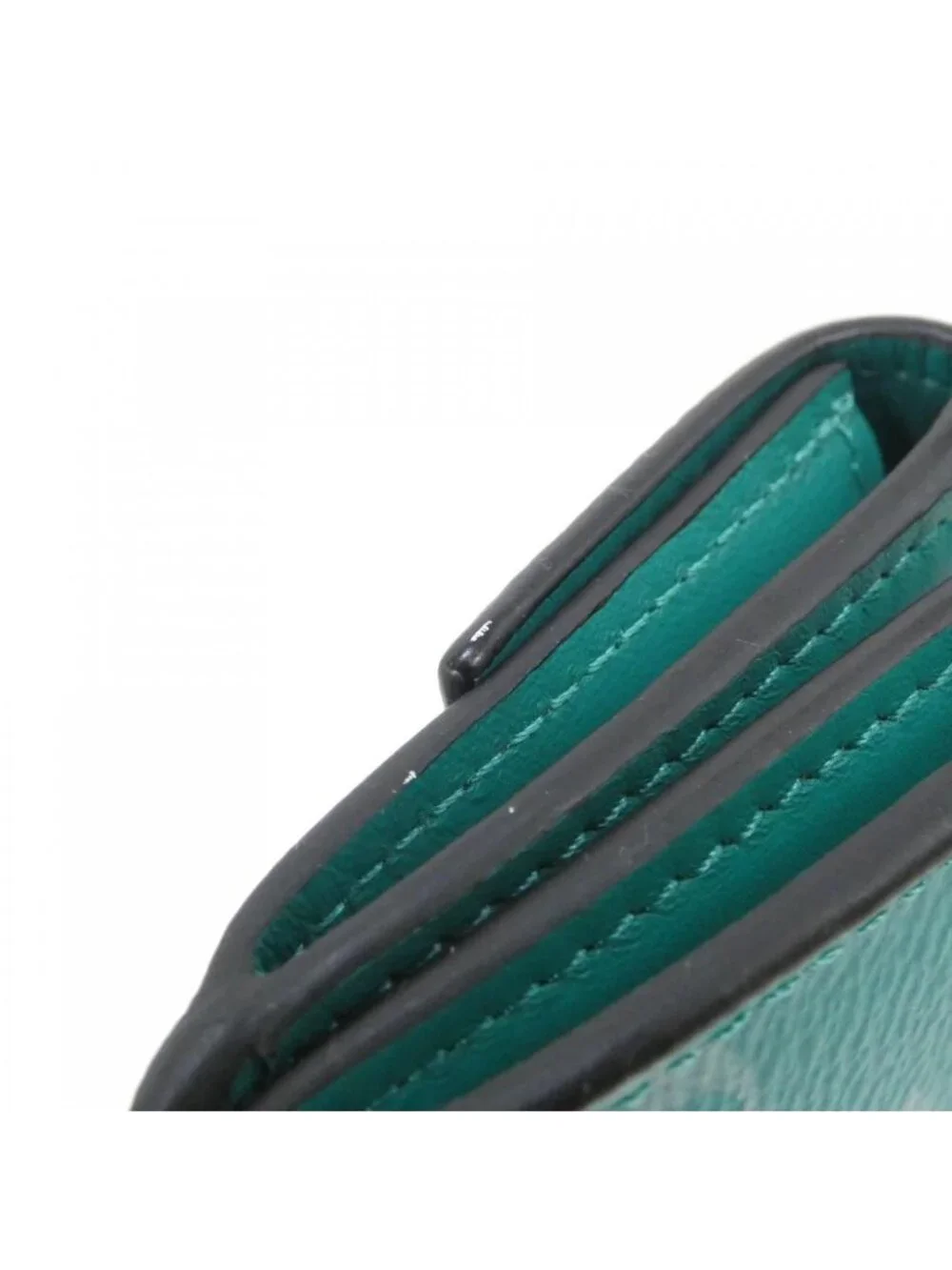 Louis Vuitton Taigarama Discovery Compact Wallet